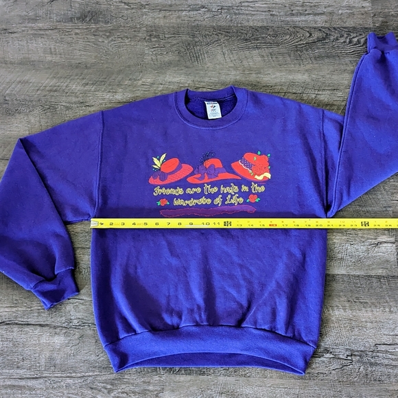 Vintage Single Stitch Purple Friends Are The Hats Crewneck Sweatshirt 1990s Sz M - Picture 7 of 7